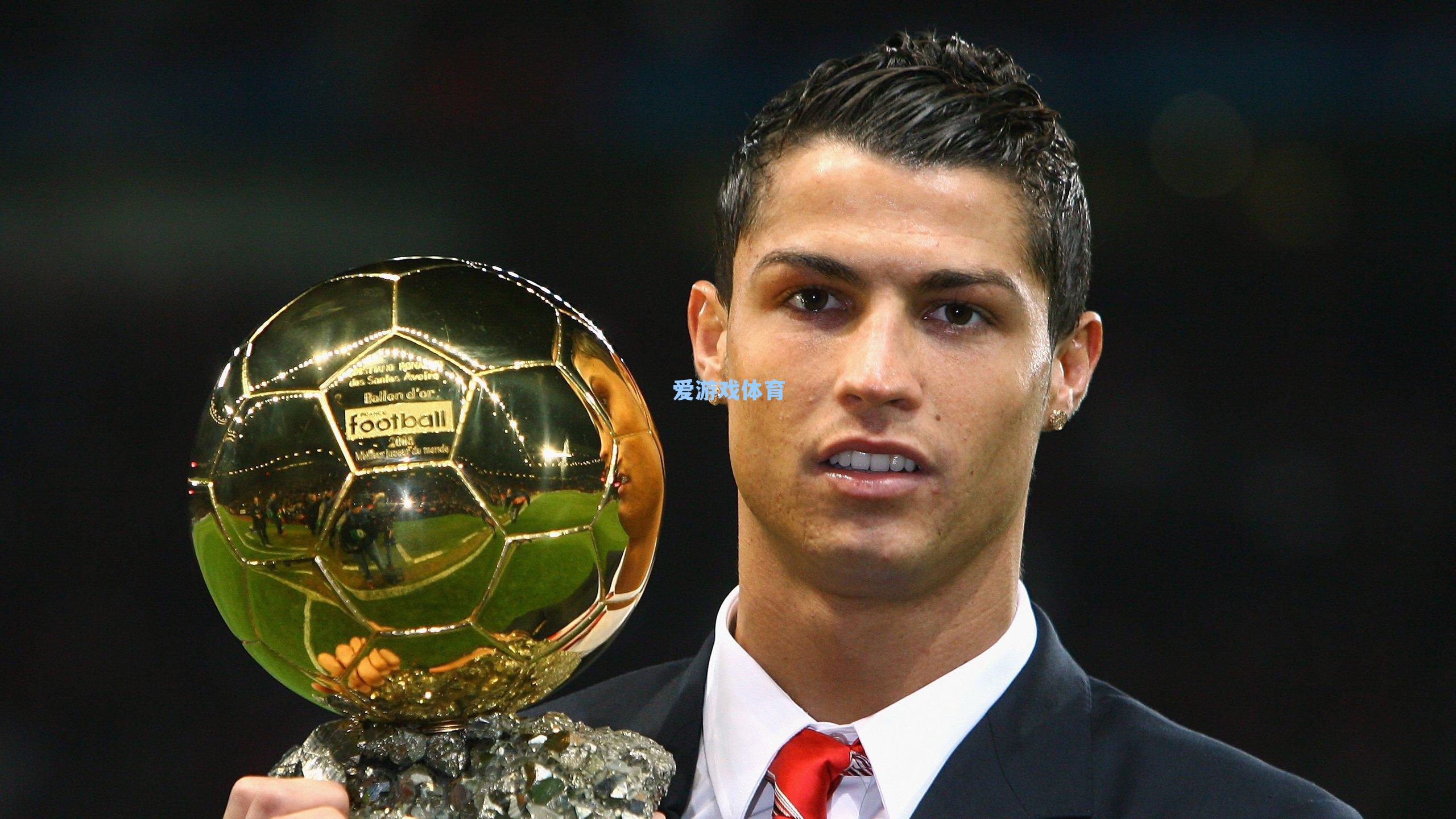 巴萨降薪续约策略下的隐痛，乌姆蒂蒂躺平背后的薪资困局