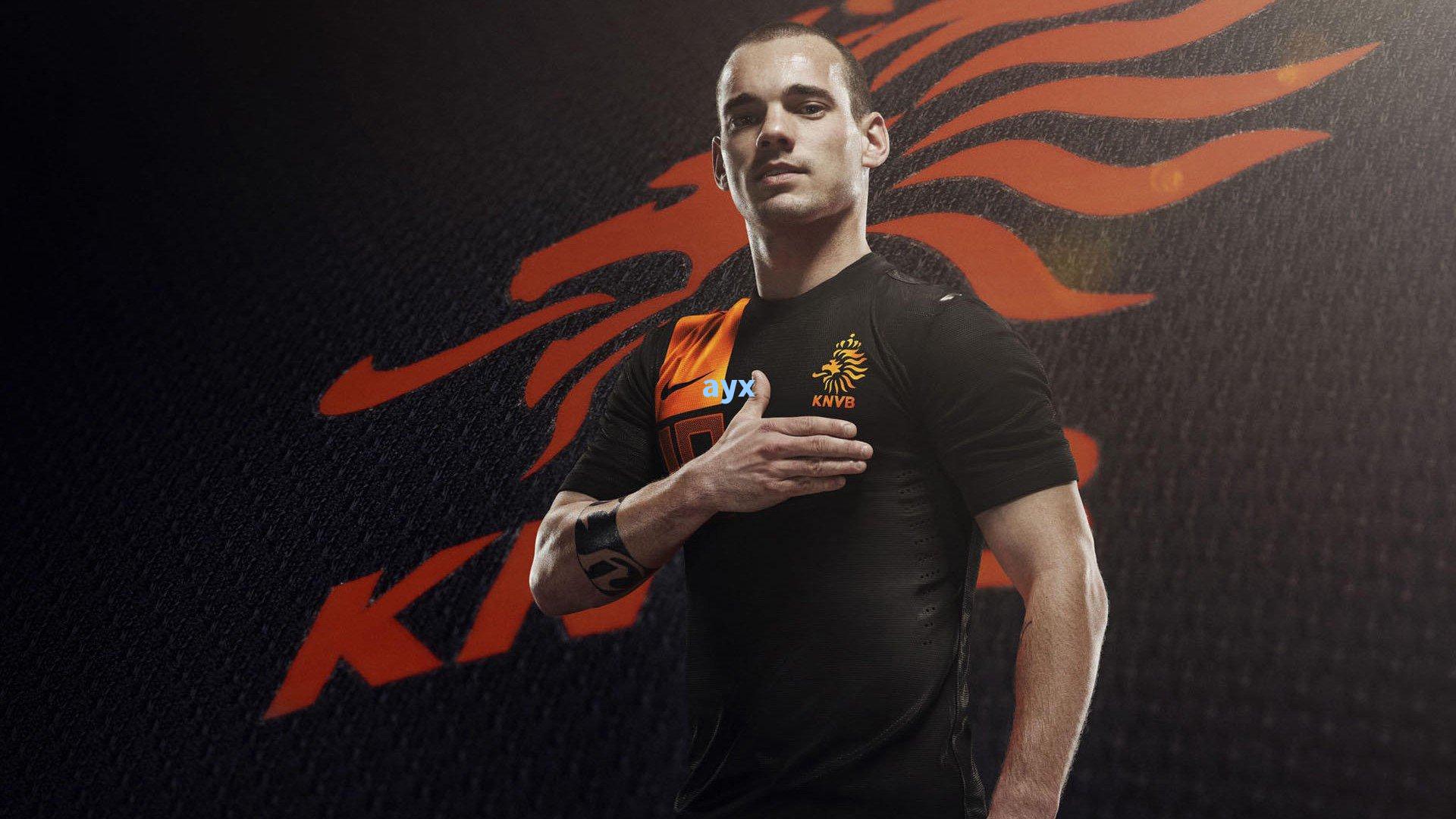 C罗坦言对脱发感到担忧，失去头发意味着失去一部分自我